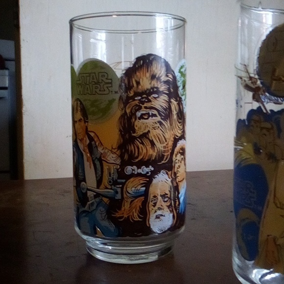 1977 Star Wars glasses - 4 in very good , Luke, Vader, Hans, R2-D2 C3P0 - Picture 8 of 8